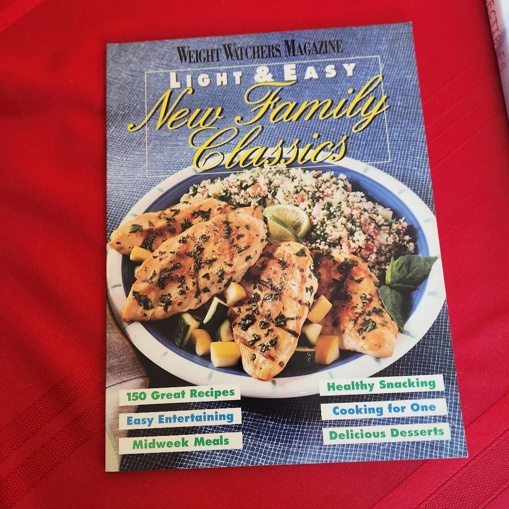 Weight Watchers Light & Easy New Family Classics Cookbook